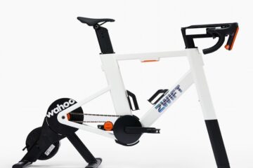 ZWIFT RIDE with KICKR CORE 2